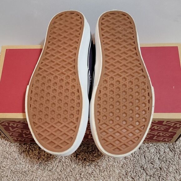 Vans Unisex Authentic Low-Top Purple Sneakers Size Women's 5.5 Men's 4 - Picture 10 of 10